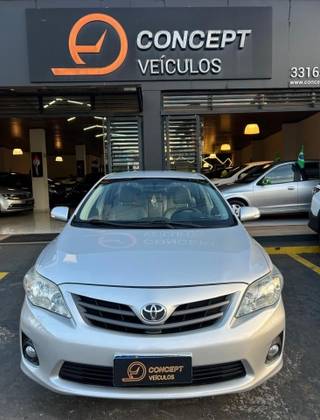 TOYOTA COROLLA 2.0 XEI 16V FLEX 4P AUTOMÁTICO TOYOTA COROLLA 2.0 XEI 16V FLEX 4P AUTOMÁTICO